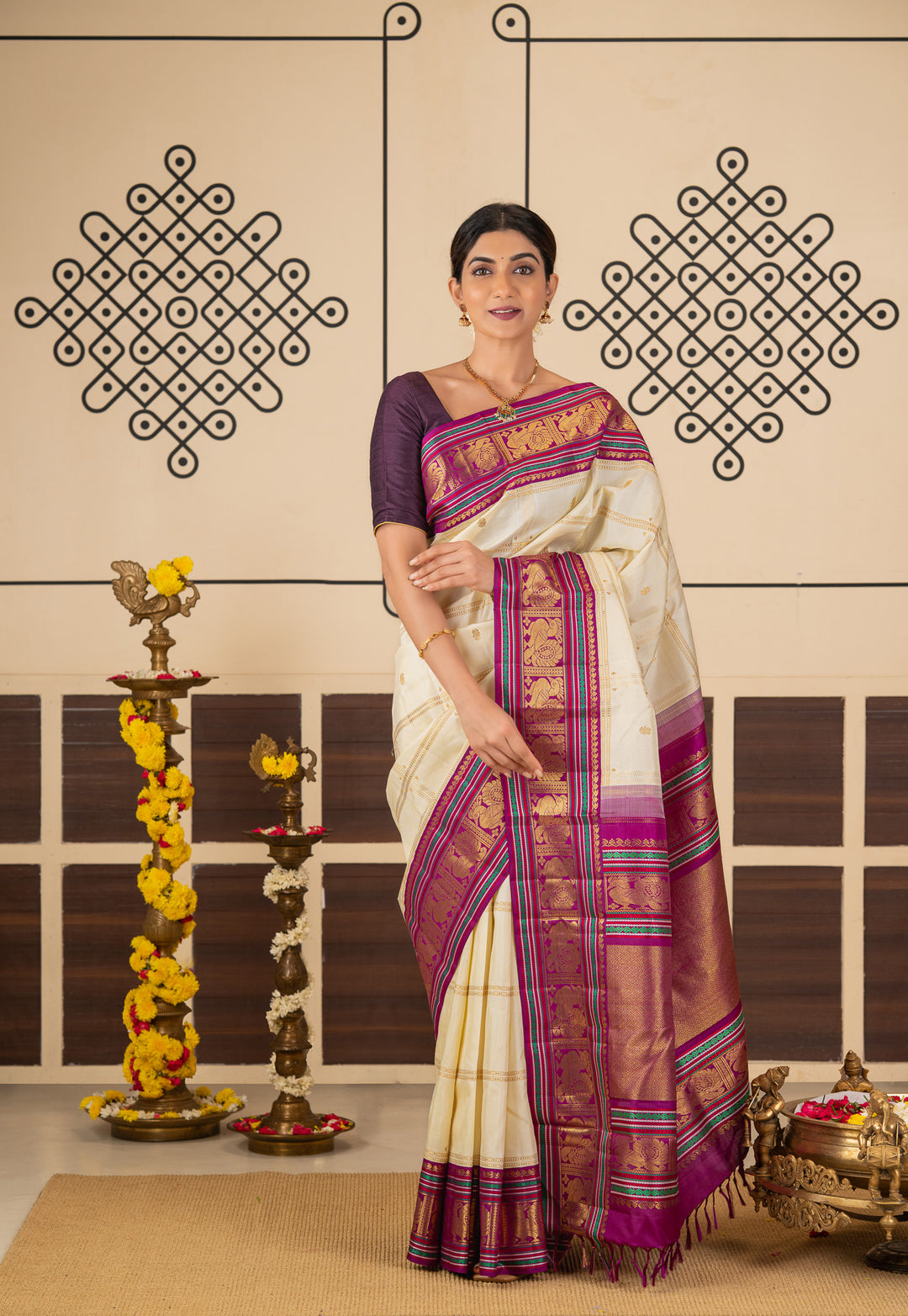 Ivory and Magenta Vintage Zari Checks Pure Kanchipuram Silk Saree