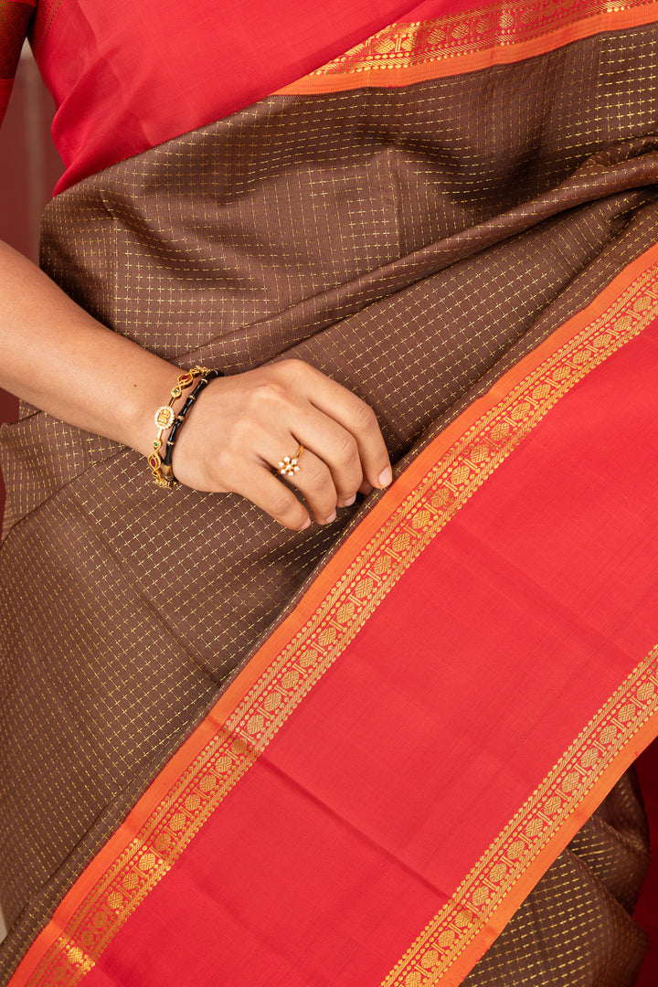 Brown and Red Veldhari Checks Pure Kanchipuram Silk Saree
