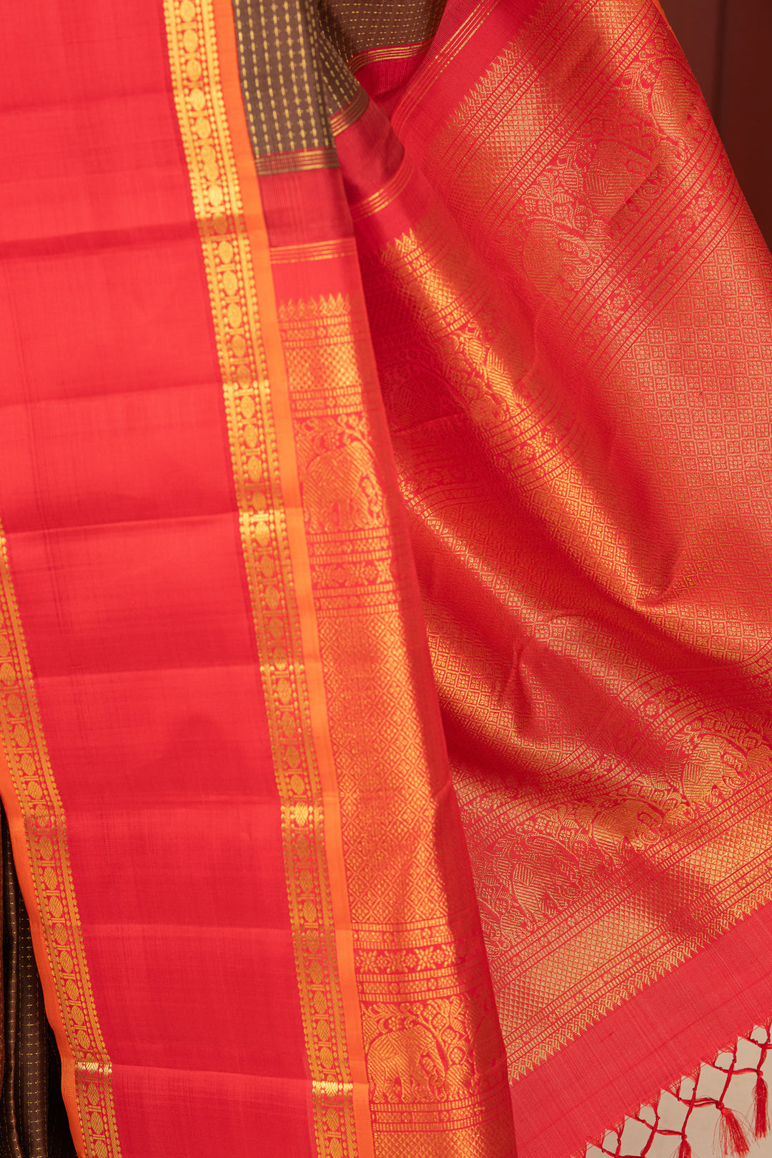 Brown and Red Veldhari Checks Pure Kanchipuram Silk Saree