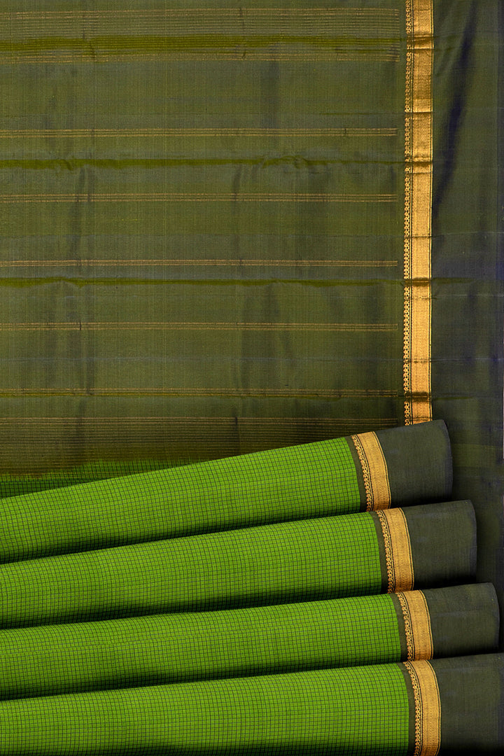 Parrot Green Podikattam and Purple Pure Kanjivaram Silk Saree - Clio Silks