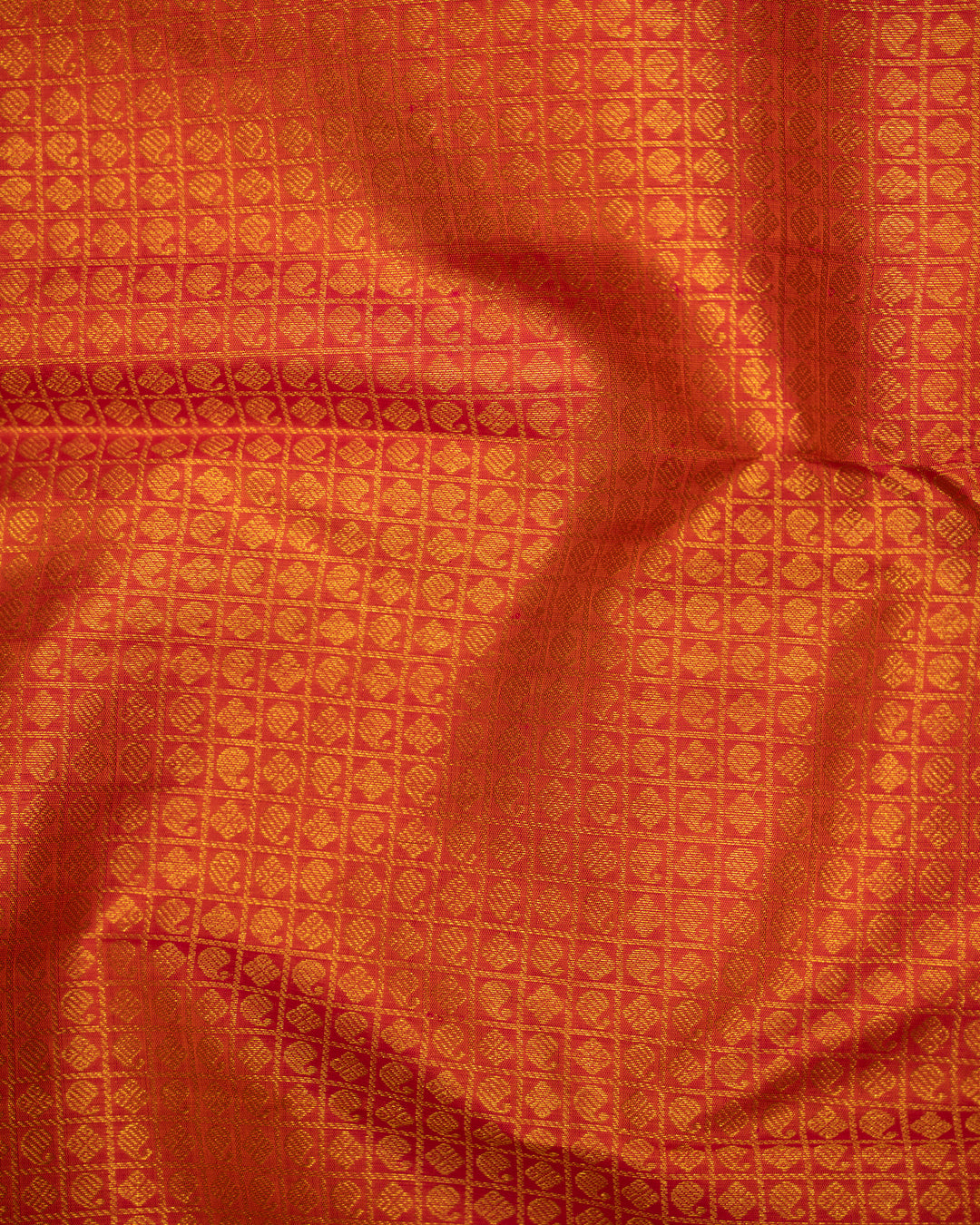 Jamun Zari checks and Peach Rettai Pettu Pure Kanjivaram Silk Sari - Clio Silks