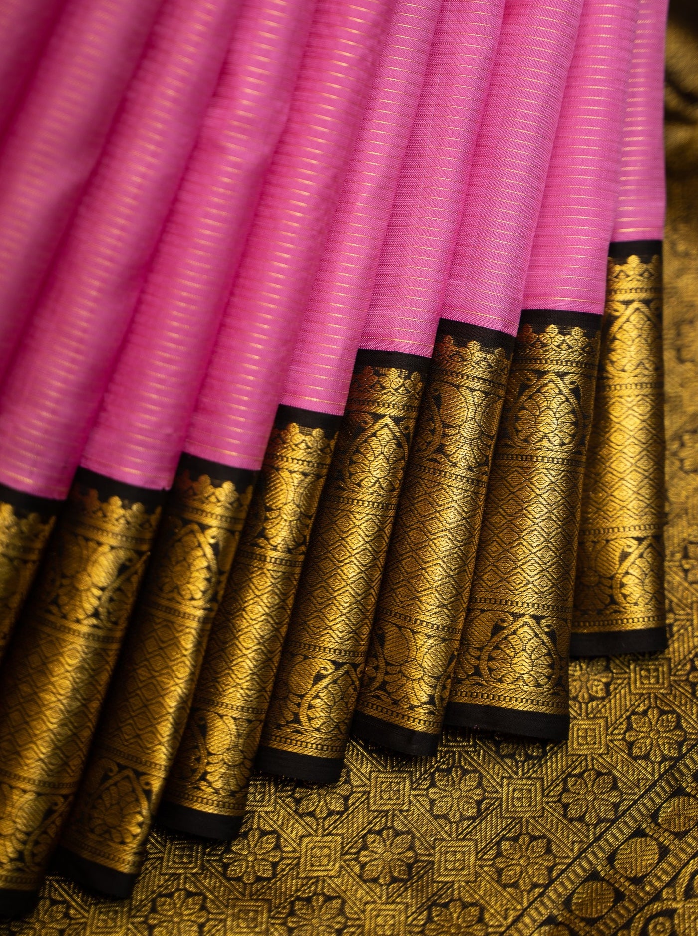 Taffy Pink and Black Korvai Vairaoosi Stripes Pure Kanjivaram Silk Sari - Clio Silks