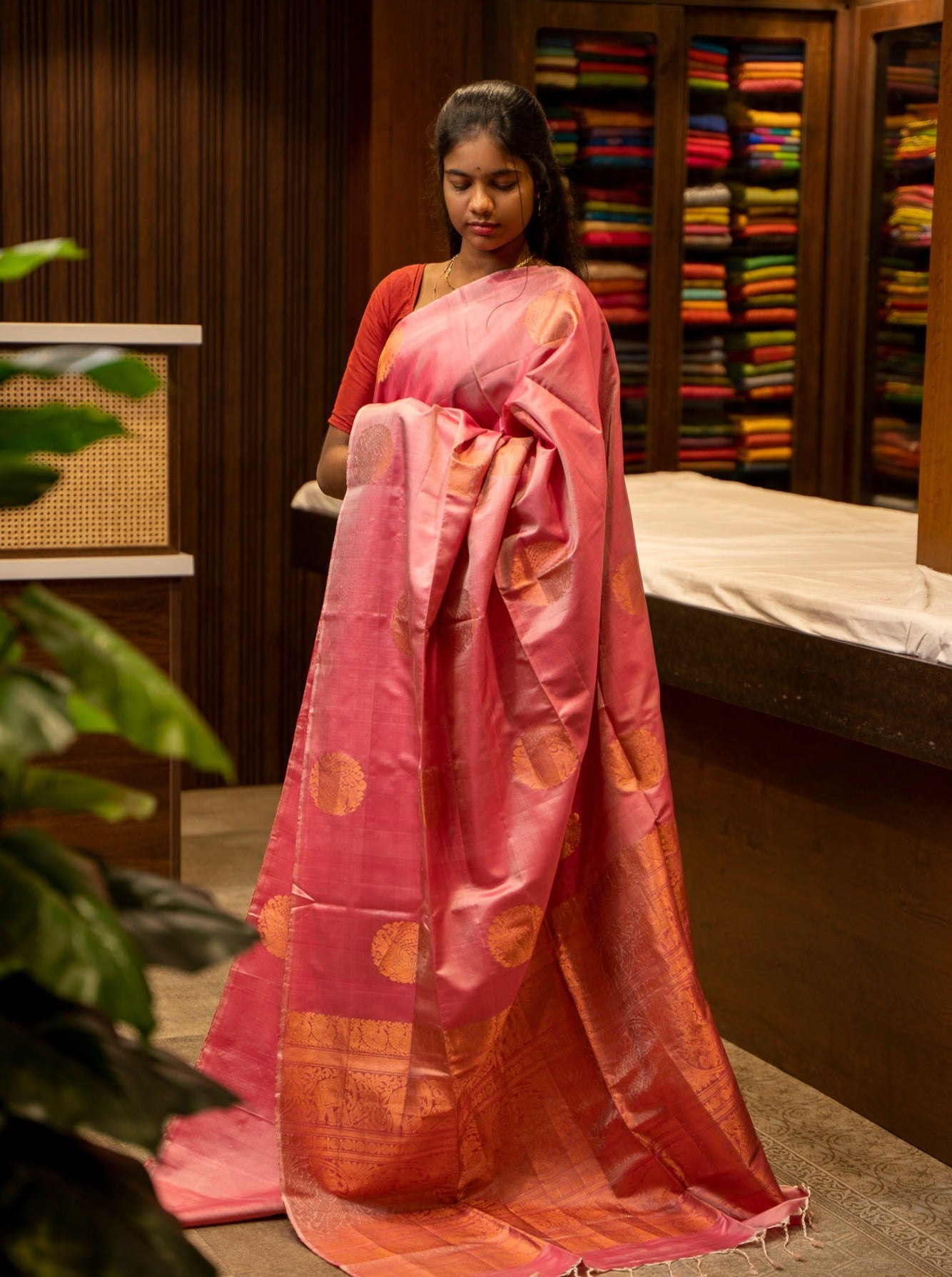 Lotus Pink Borderless Annapakshi Motifs Pure Soft Silk Sari - Clio Silks