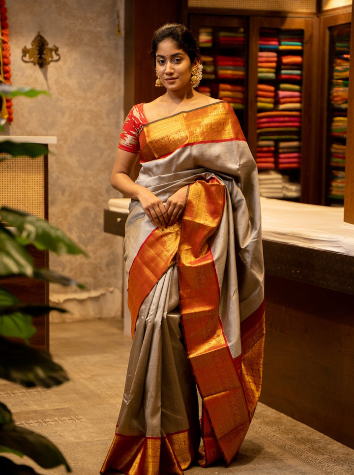 Grey and Red Traditional Korvai Pure Kanjivaram SIik Sari - Clio Silks