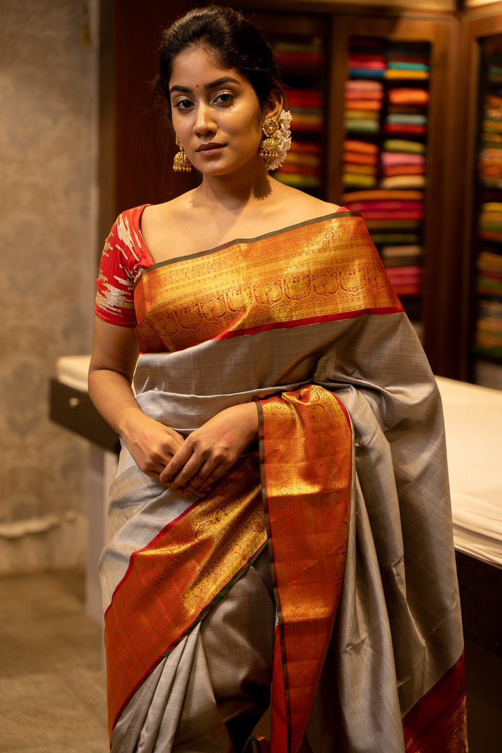 Grey and Red Traditional Korvai Pure Kanjivaram SIik Sari - Clio Silks