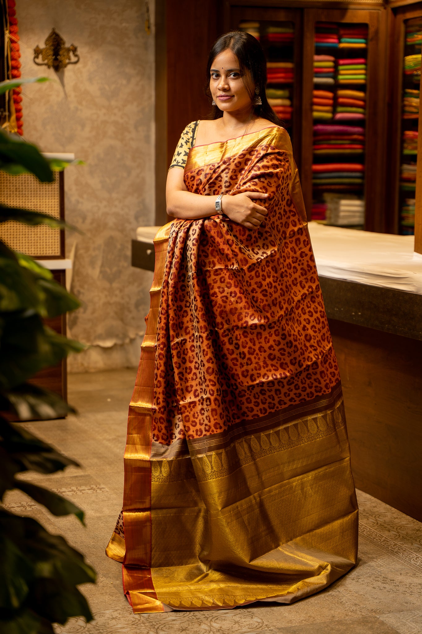 Peach Leopard Pattern Woven Pure Kanjivaram Silk Sari - Clio Silks