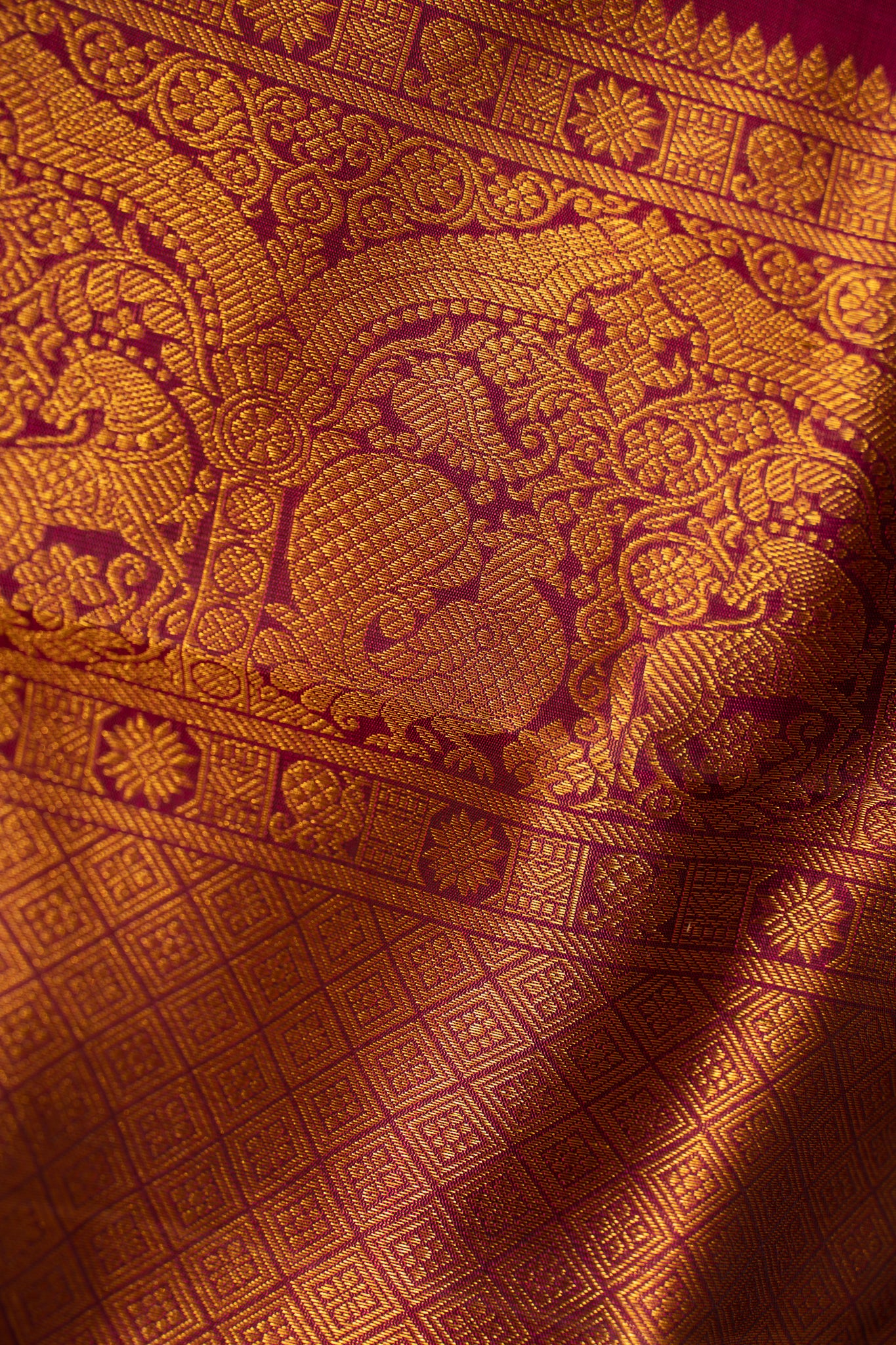 Light Mauve and Magenta Zari Checks Pure Kanjivaram Silk Sari - Clio Silks