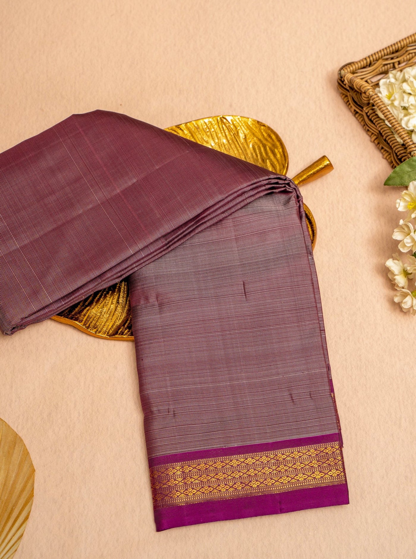 multifaceted plum purple Kanjivaram pure silk saree handwoven
