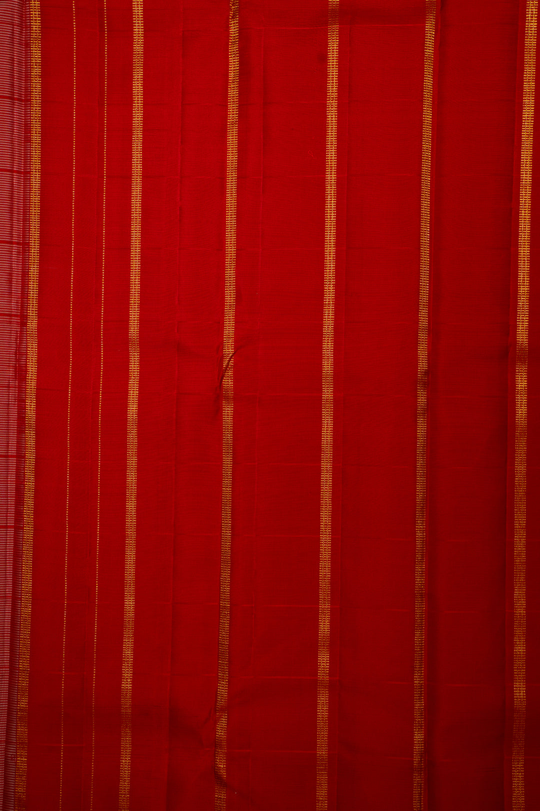 Cloud Grey and Red Checks Borderless Pure Zari Kanjivaram Silk Sari - Clio Silks