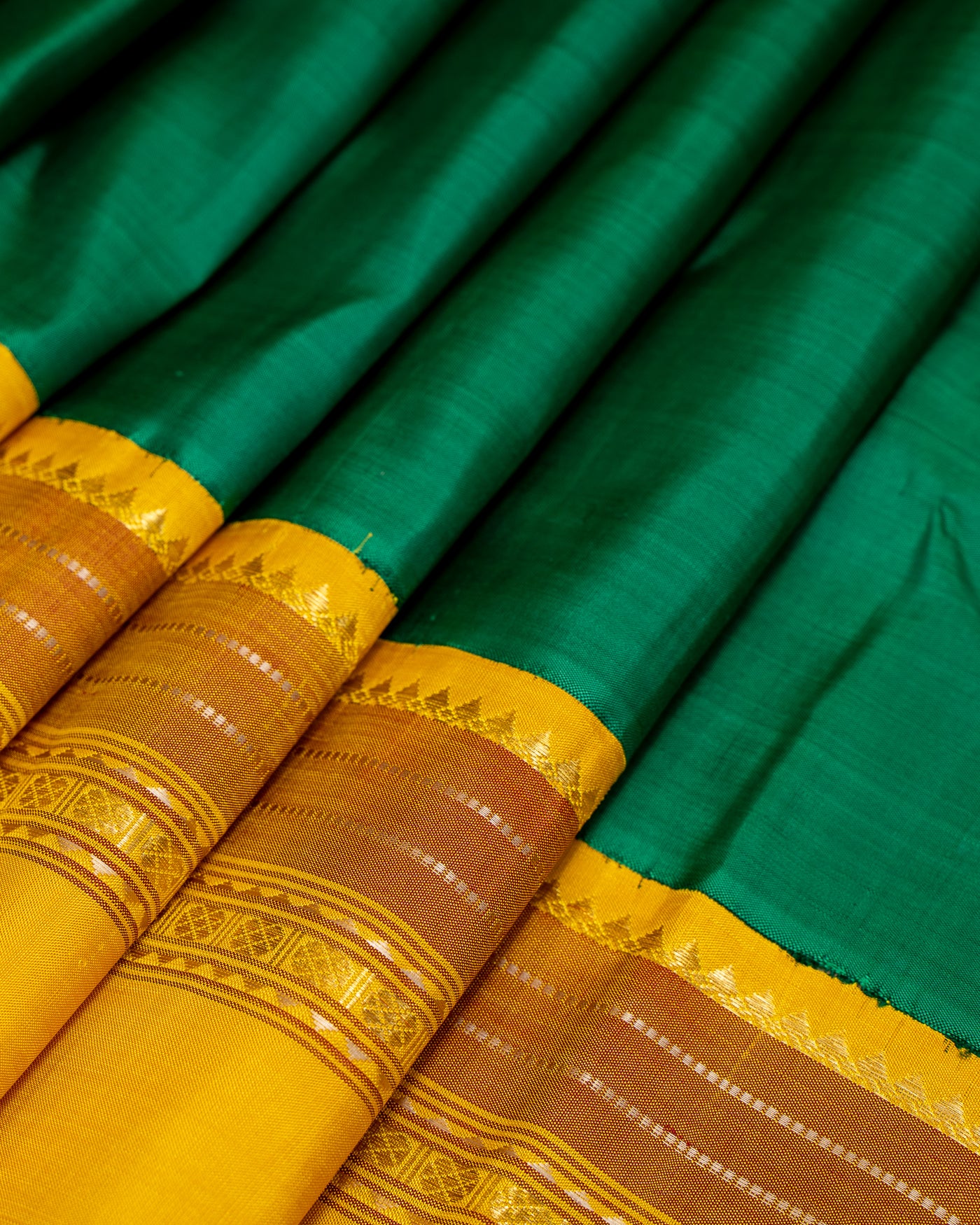 Forrest Green and Yellow Pure Zari Kanjivaram Silk Sari - Clio Silks