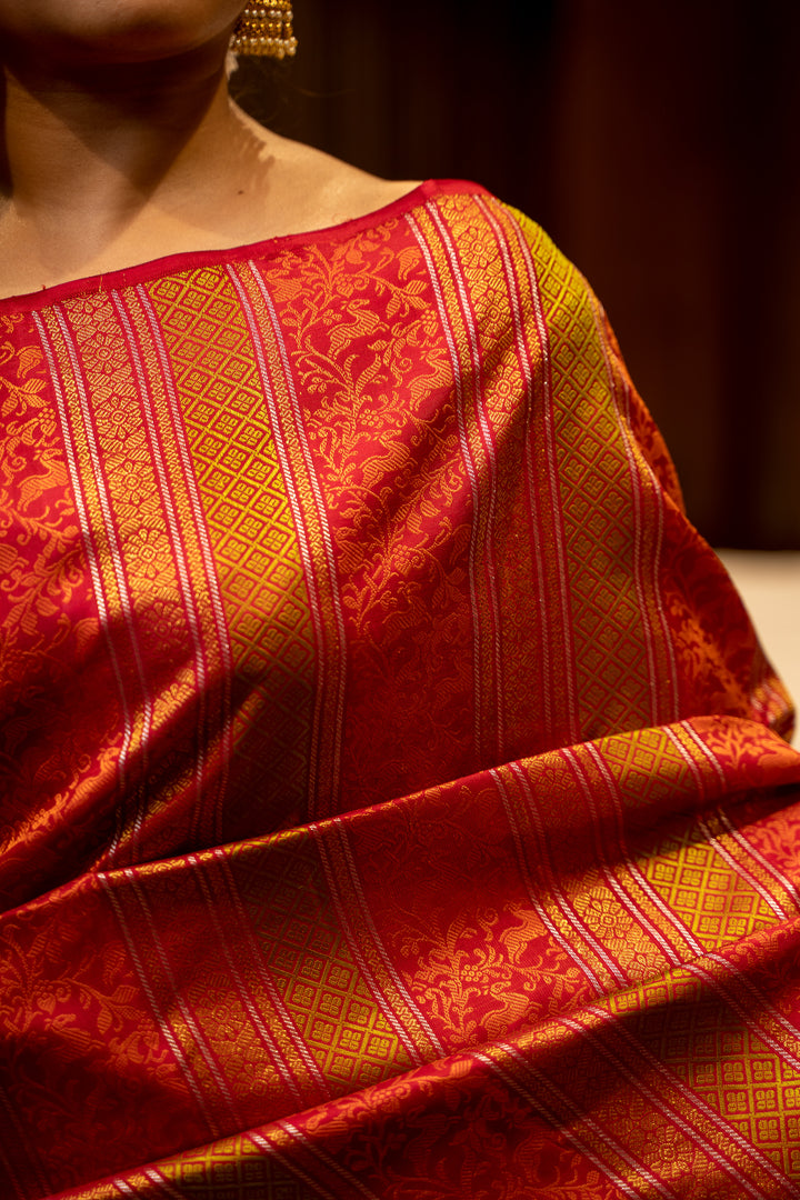  Red Borderless Vanasingaram 