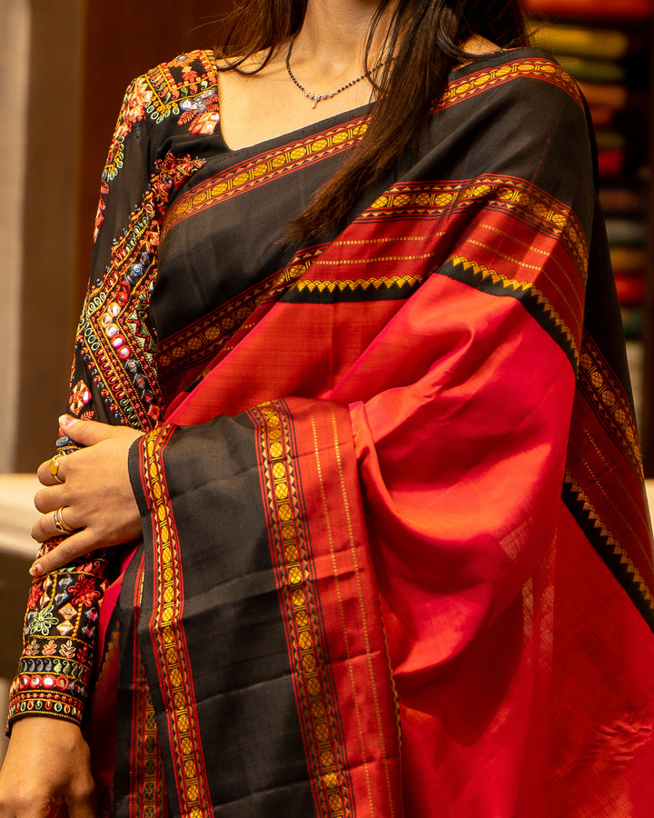 Red and Black Pattu Pettu Pure Kanjivaram Silk Saree - Clio Silks