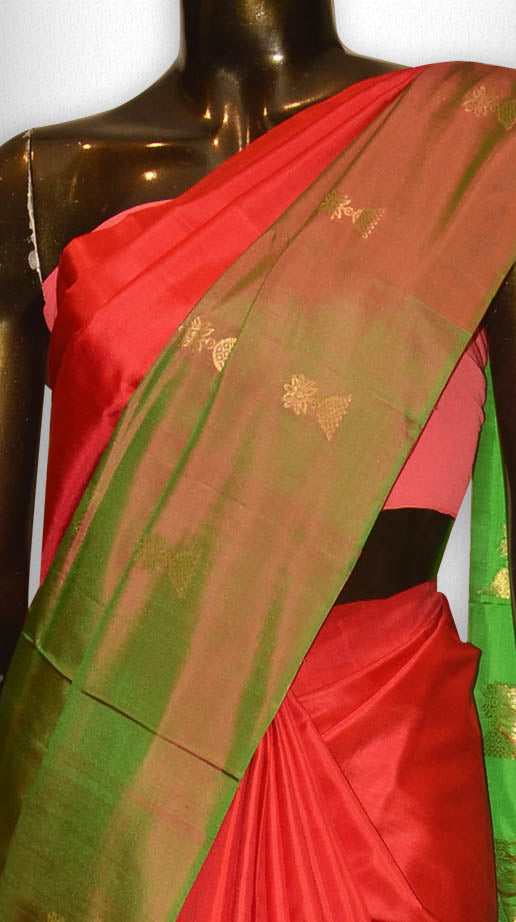 Red and Mandhulir Green Silk Saree - Clio Silks